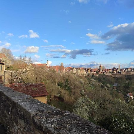 Ferien-Appartements Am Roedertor Rothenburg ob der Tauber Bagian luar foto